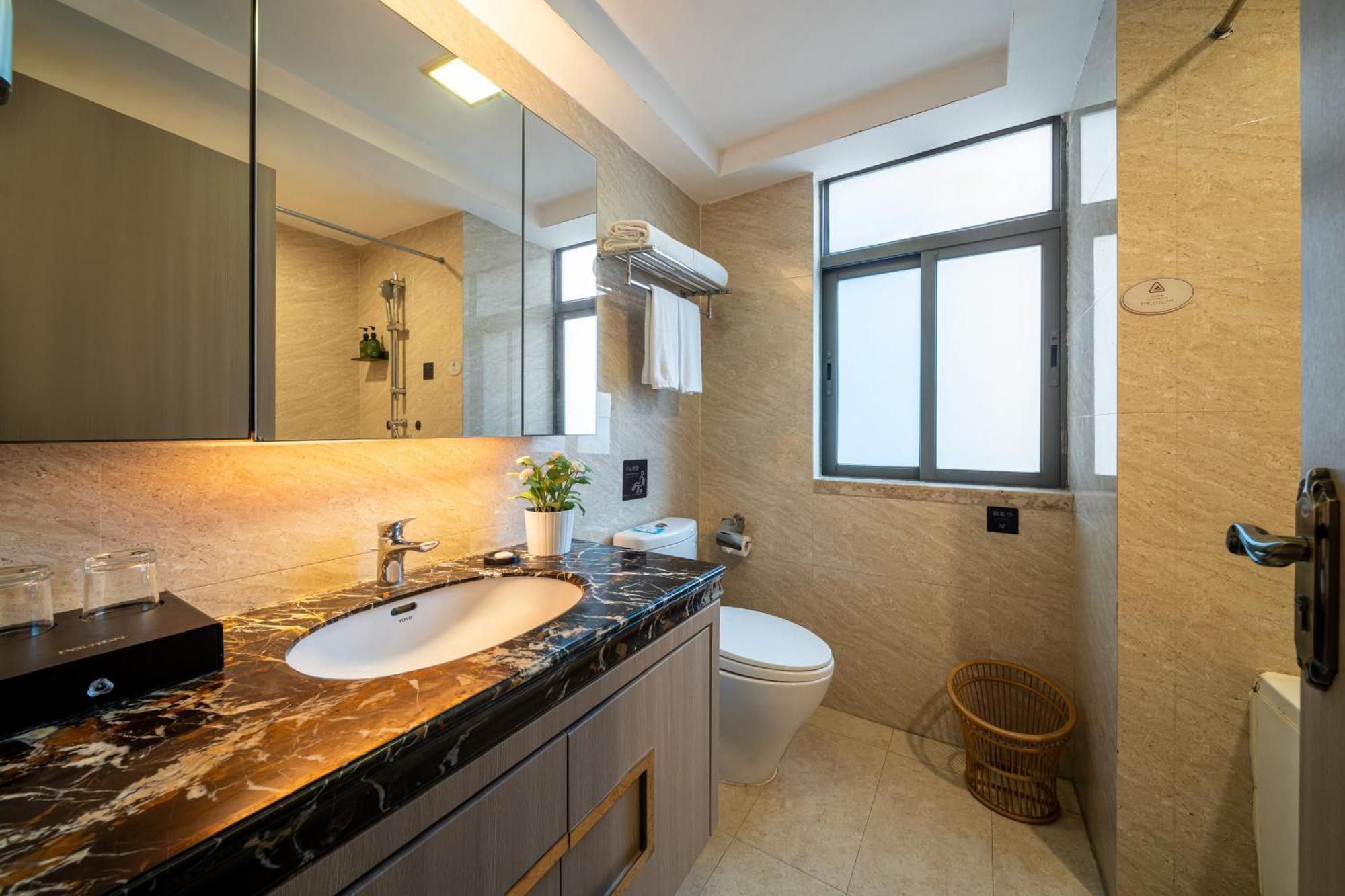 Foshan Poltton International Serviced Apartment-Canton Fair Free Shuttle Bus Екстериор снимка